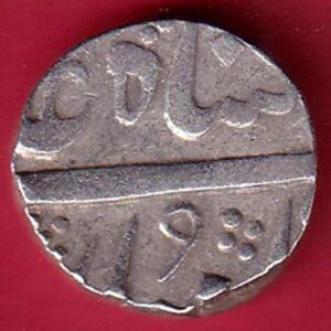 BARODA STATE RY 4 AANAND RAO one RUPEE SILVER COIN- FEH60
